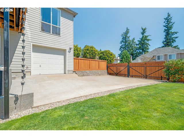3466 VISTA RIDGE Dr, West Linn, OR 97068