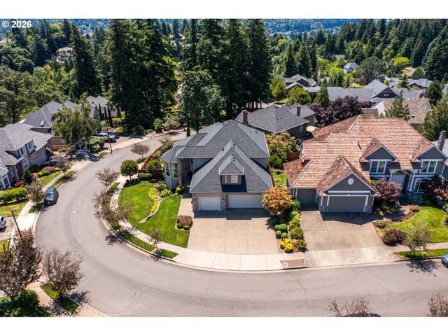 3466 VISTA RIDGE Dr, West Linn, OR 97068