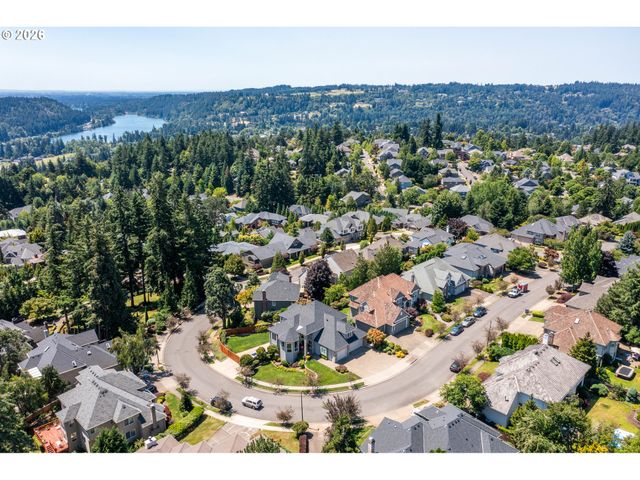 3466 VISTA RIDGE Dr, West Linn, OR 97068