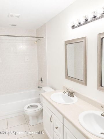 754 S Orlando Avenue 206, Cocoa Beach, FL 32931