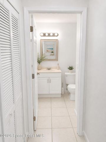 754 S Orlando Avenue 206, Cocoa Beach, FL 32931