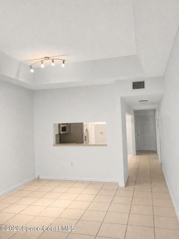 754 S Orlando Avenue 206, Cocoa Beach, FL 32931