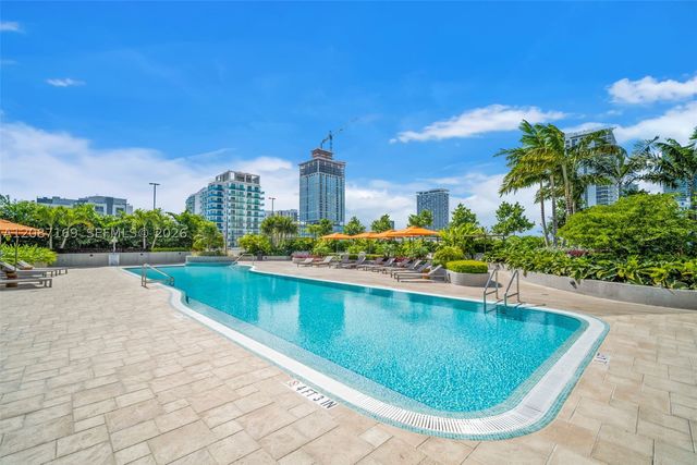 700 NE 24th St 1205, Miami, FL 33137