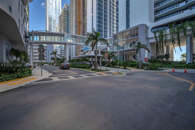 700 NE 24th St 1205, Miami, FL 33137