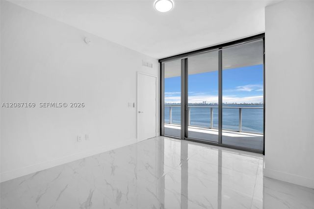 700 NE 24th St 1205, Miami, FL 33137