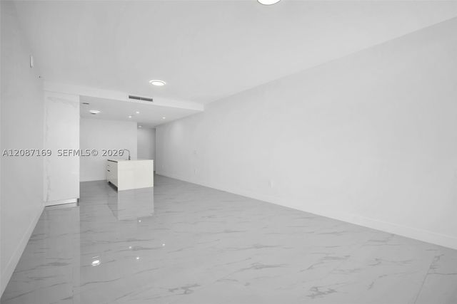 700 NE 24th St 1205, Miami, FL 33137