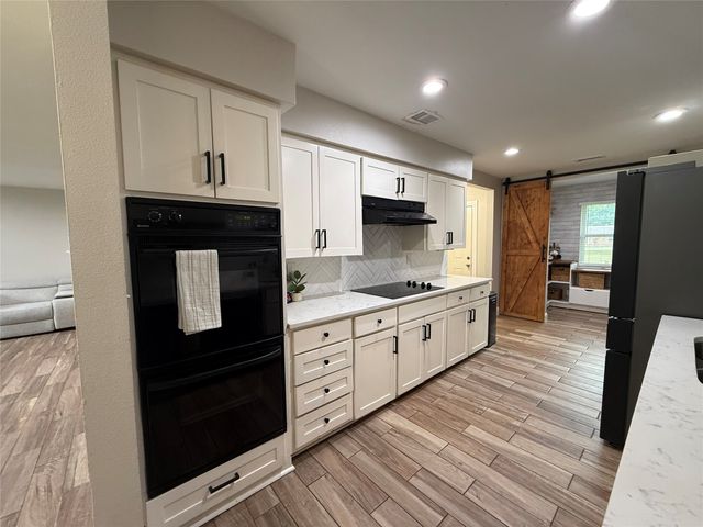112 Lariat Trail, Ovilla, TX 75154