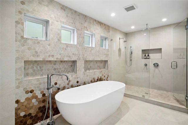 1435 Cerritos Drive, Laguna Beach, CA 92651