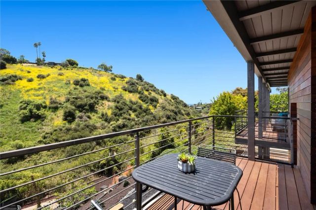 1435 Cerritos Drive, Laguna Beach, CA 92651