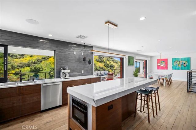 1435 Cerritos Drive, Laguna Beach, CA 92651