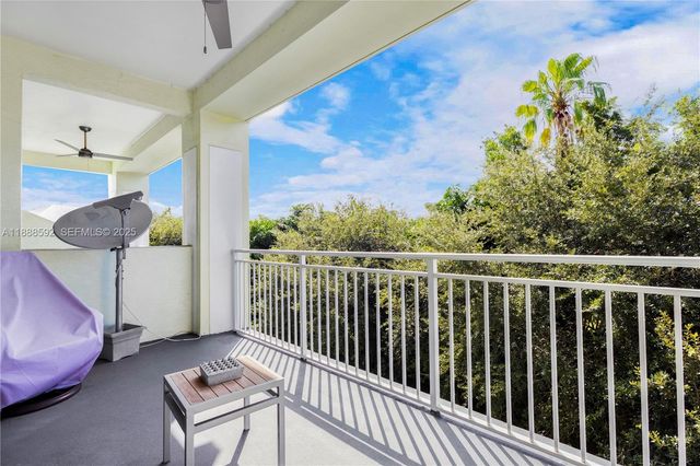 5300 NW 87th Avenue 1212, Doral, FL 33178