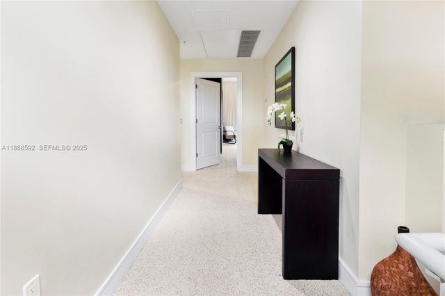 5300 NW 87th Avenue 1212, Doral, FL 33178