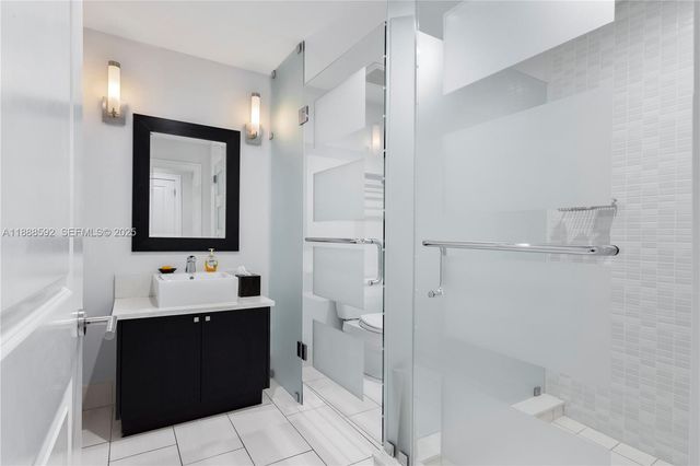 5300 NW 87th Avenue 1212, Doral, FL 33178