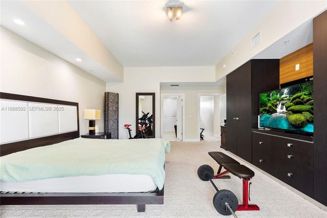 5300 NW 87th Avenue 1212, Doral, FL 33178