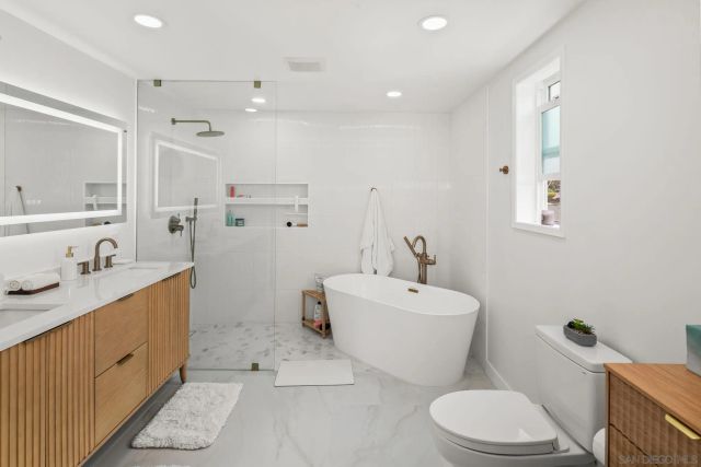 1414 4th St, Coronado, CA 92118