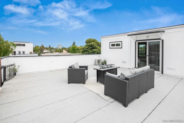 1414 4th St, Coronado, CA 92118