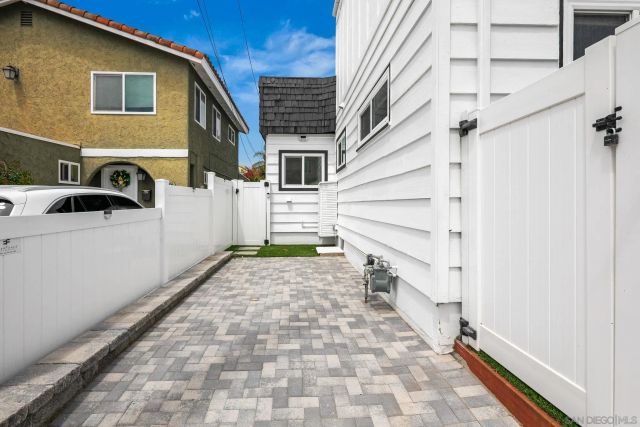 1414 4th St, Coronado, CA 92118