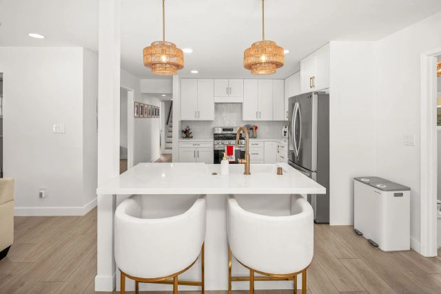 1414 4th St, Coronado, CA 92118