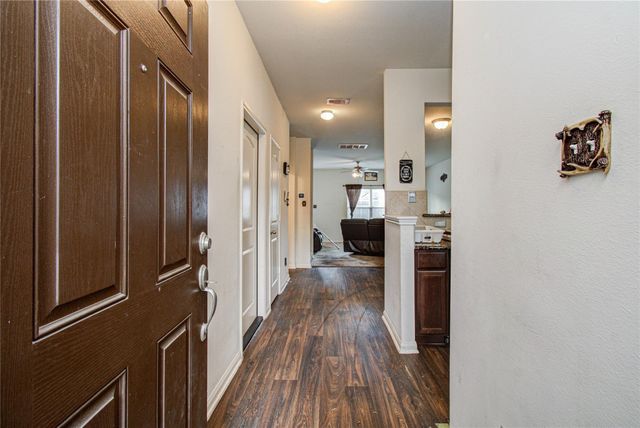 510 Douro Drive, Crosby, TX 77532