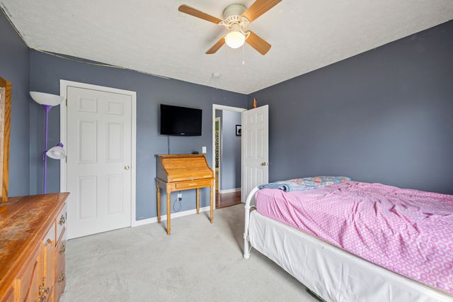 230 Chestnut Lane, Versailles, KY 40383