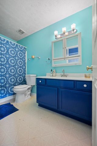 230 Chestnut Lane, Versailles, KY 40383