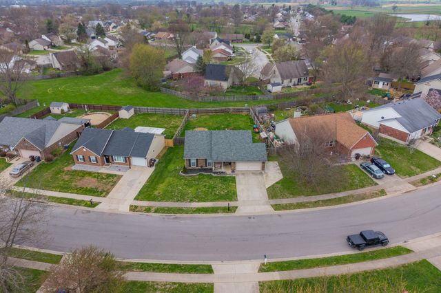 230 Chestnut Lane, Versailles, KY 40383