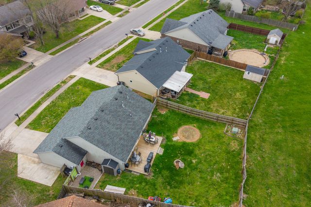 230 Chestnut Lane, Versailles, KY 40383