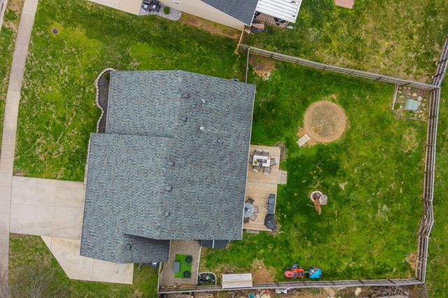 230 Chestnut Lane, Versailles, KY 40383