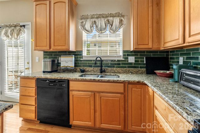 11737 Fiddlers Roof Lane, Charlotte, NC 28277