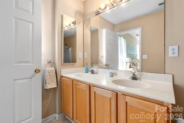 11737 Fiddlers Roof Lane, Charlotte, NC 28277