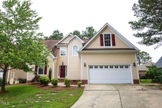 10 London Way, Spring Lake, NC 28390
