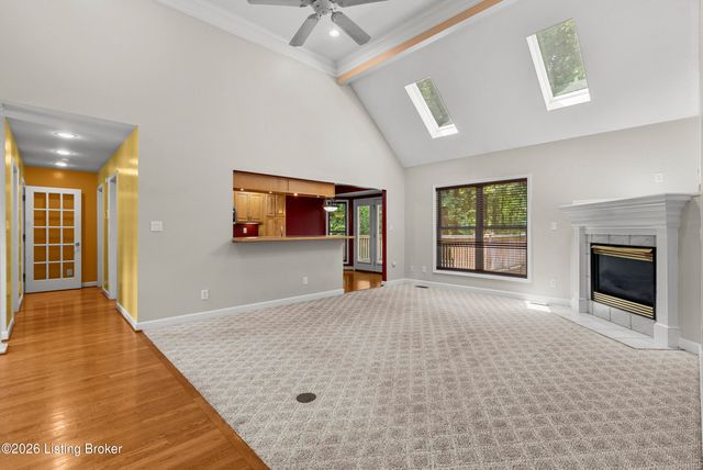 3222 Rolling Oak Blvd, Louisville, KY 40214