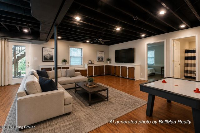 3222 Rolling Oak Blvd, Louisville, KY 40214