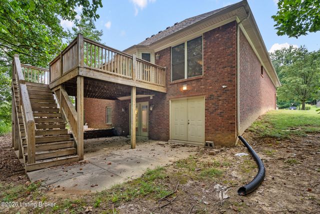 3222 Rolling Oak Blvd, Louisville, KY 40214
