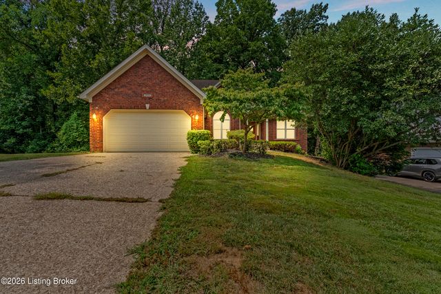 3222 Rolling Oak Blvd, Louisville, KY 40214