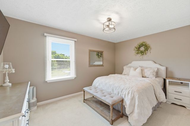 380 Clarkston Dr, Smyrna, TN 37167