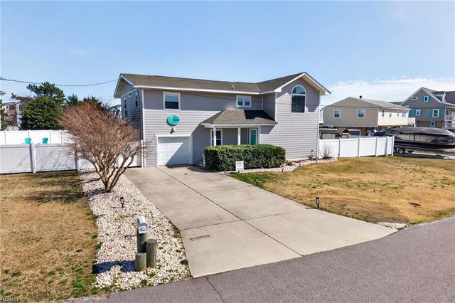 2912 Sand Bend RD, Virginia Beach, VA 23456