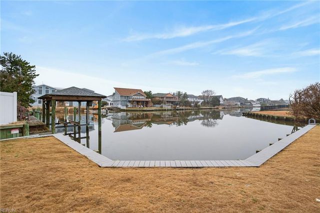2912 Sand Bend RD, Virginia Beach, VA 23456