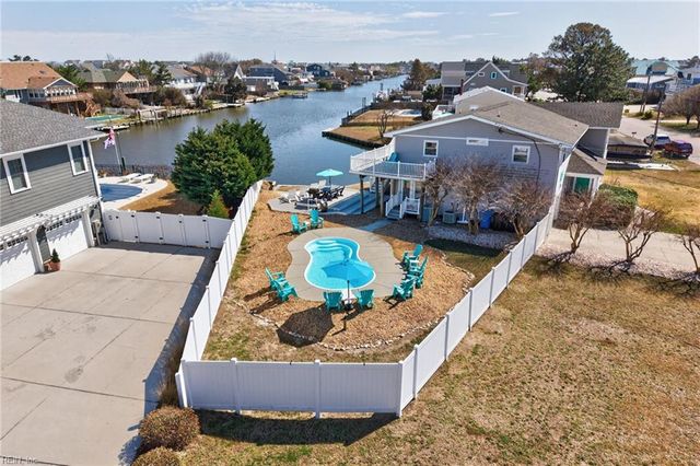 2912 Sand Bend RD, Virginia Beach, VA 23456