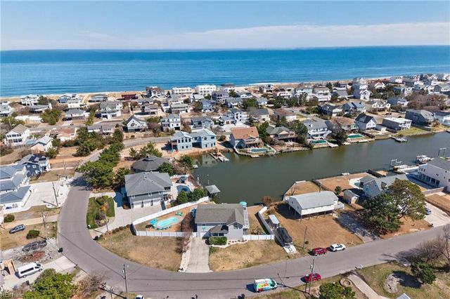 2912 Sand Bend RD, Virginia Beach, VA 23456