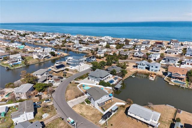 2912 Sand Bend RD, Virginia Beach, VA 23456