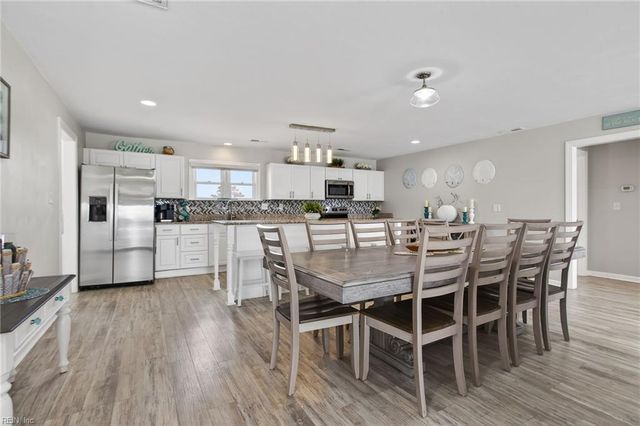 2912 Sand Bend RD, Virginia Beach, VA 23456