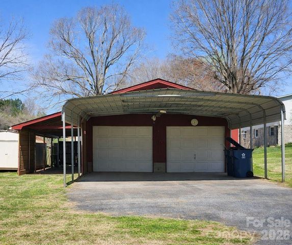 3361 S US 321 Highway, Newton, NC 28658