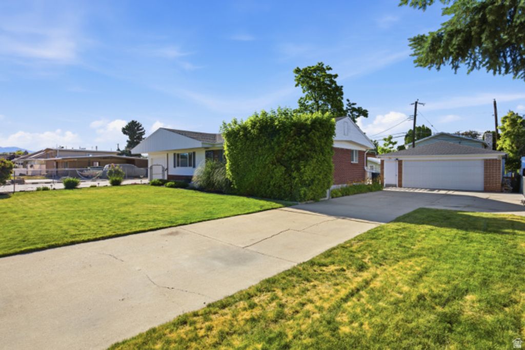 Image 1 of property listing at 1868 W 4840 S, Taylorsville, UT 84123