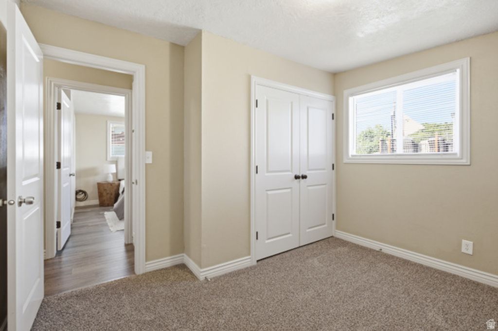 Image 15 of property listing at 1868 W 4840 S, Taylorsville, UT 84123