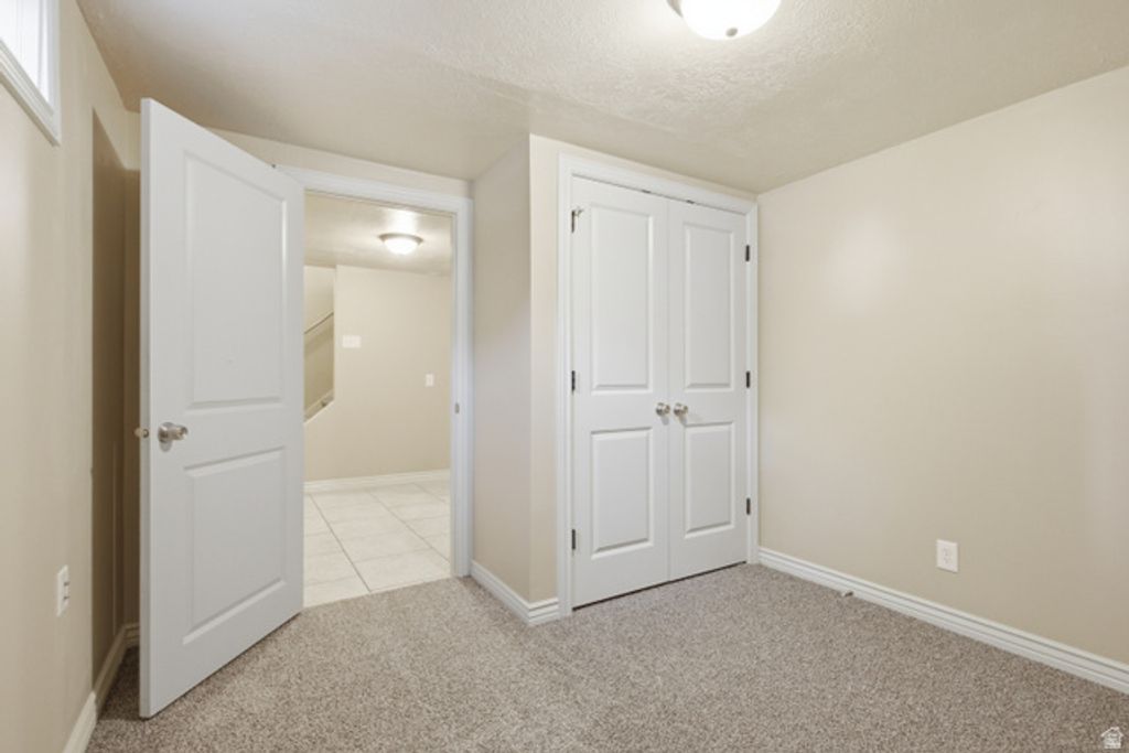 Image 18 of property listing at 1868 W 4840 S, Taylorsville, UT 84123