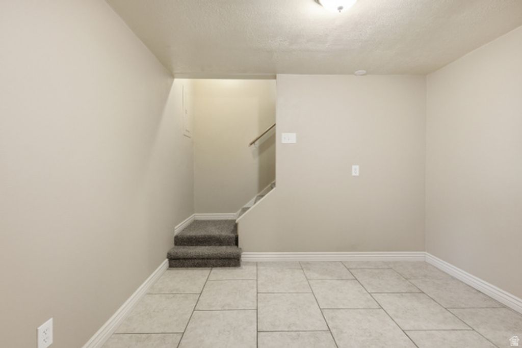Image 19 of property listing at 1868 W 4840 S, Taylorsville, UT 84123
