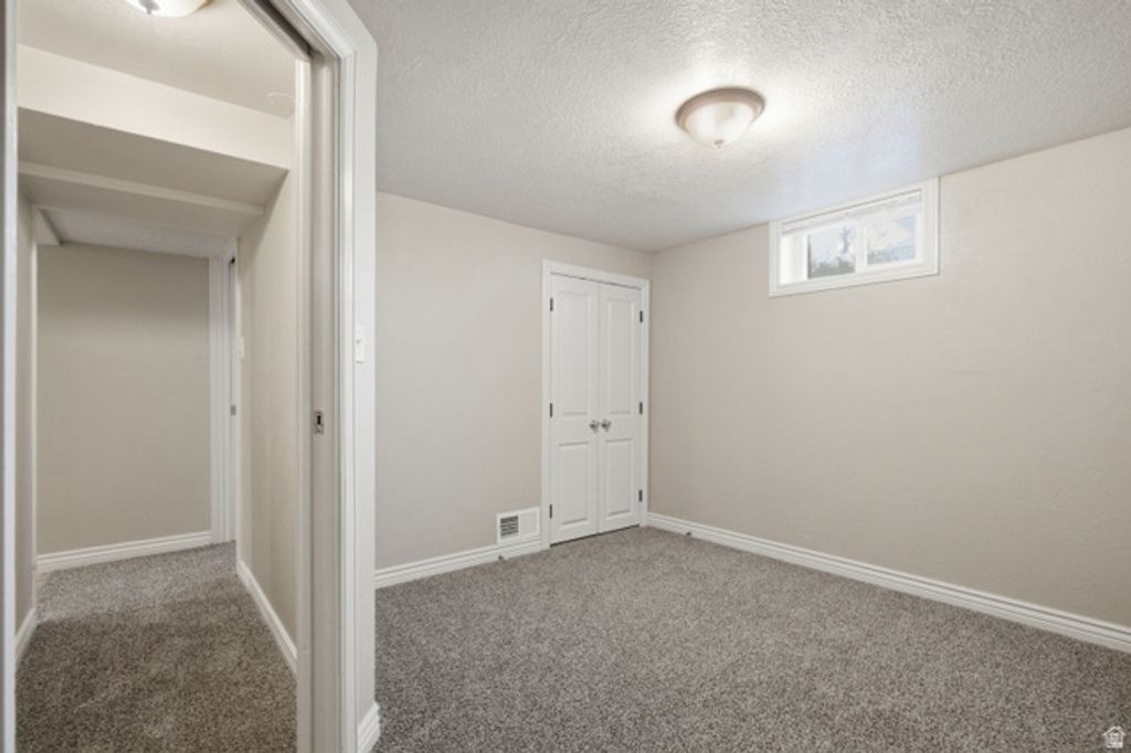 Image 21 of property listing at 1868 W 4840 S, Taylorsville, UT 84123