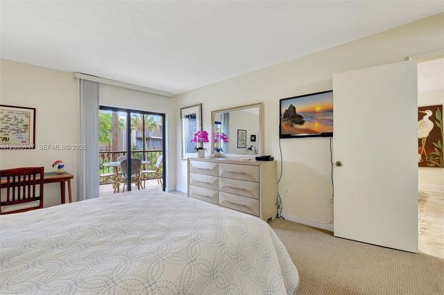 3605 S Ocean Blvd 206, South Palm Beach, FL 33480