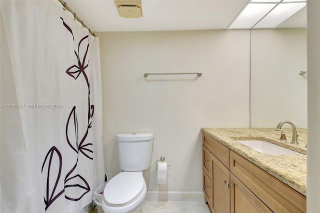 3605 S Ocean Blvd 206, South Palm Beach, FL 33480